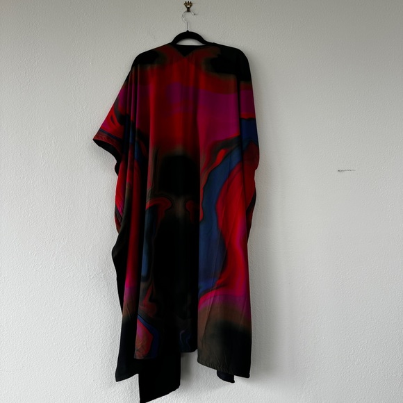 Pink Liquid Swirl Kimono - Picture 8 of 9